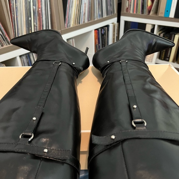 Michael Kors stiletto riding boots - Picture 3 of 9